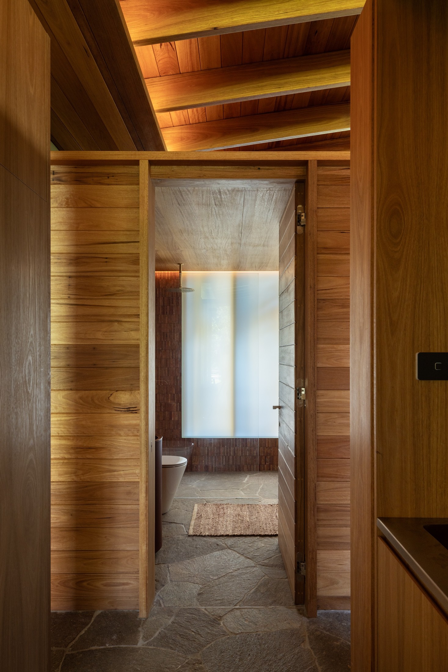 Yellowtrace Studio Zawazulaikha Laurence Tree Change Houseclinton Weaver 05 72 Opt90