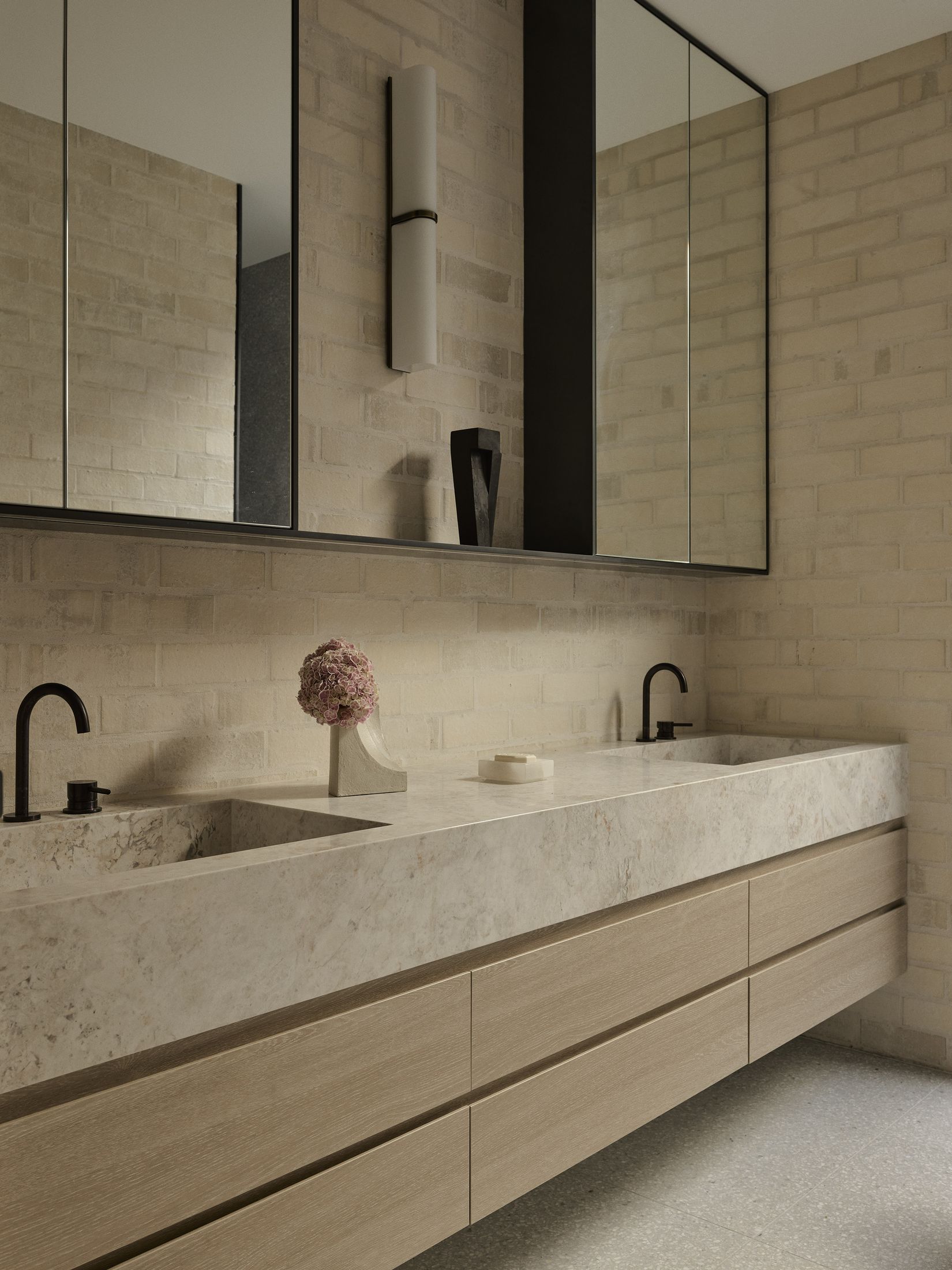 Yellowtrace Madeleine Blanchfield Architects Sculpted Bronte House Photo Anson Smart 25 Opt80