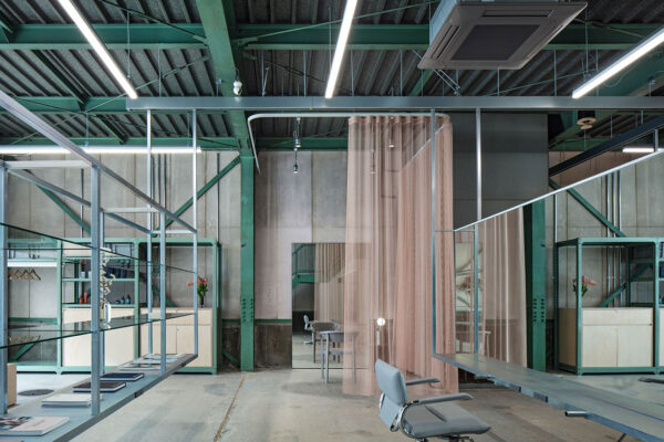 Yellowtrace Atelier Write Unravel Tokyo Hair Salon