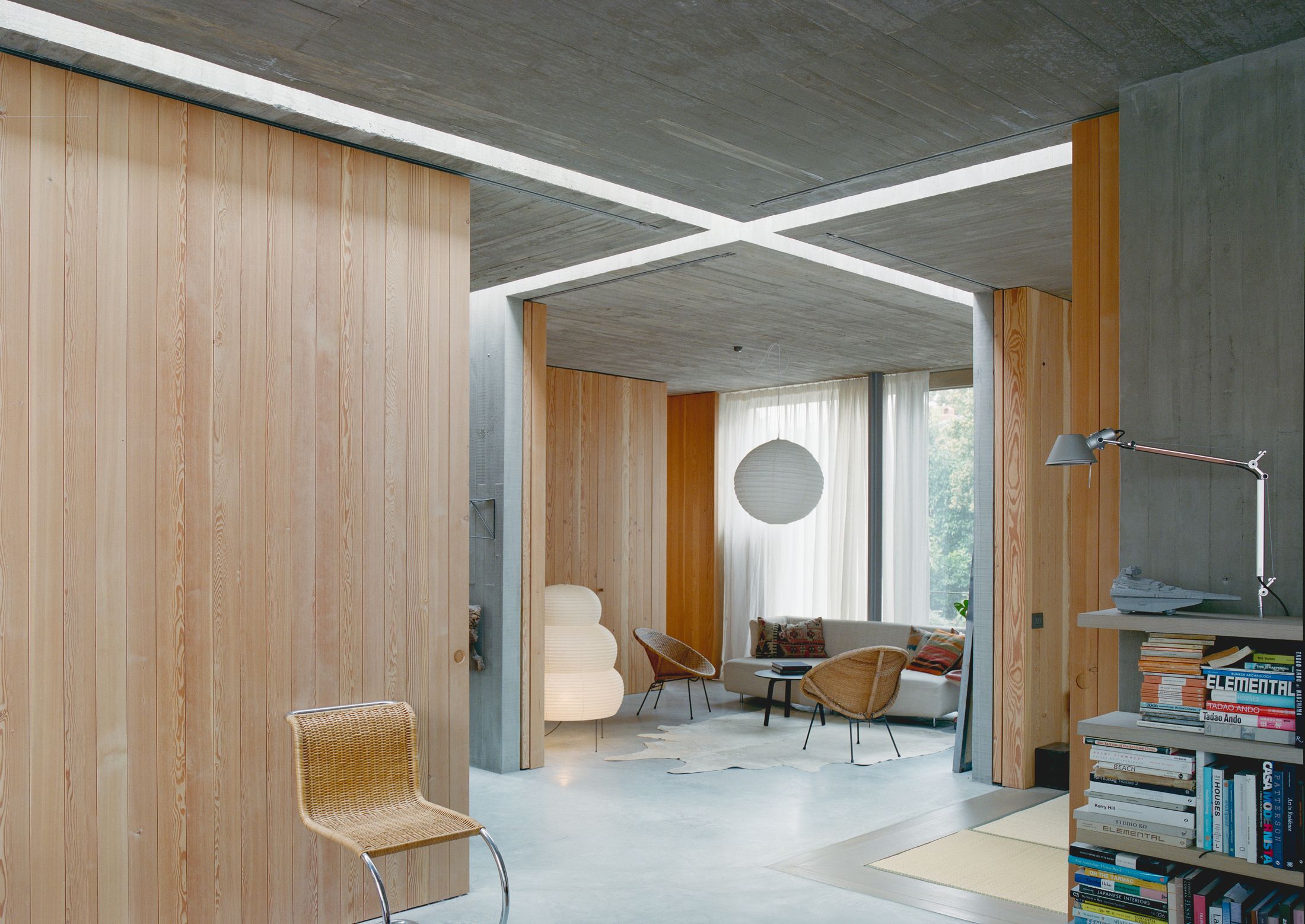Yellowtrace Aires Mateus Maco Neometro Mori House Photo Brook James 35 Opt80