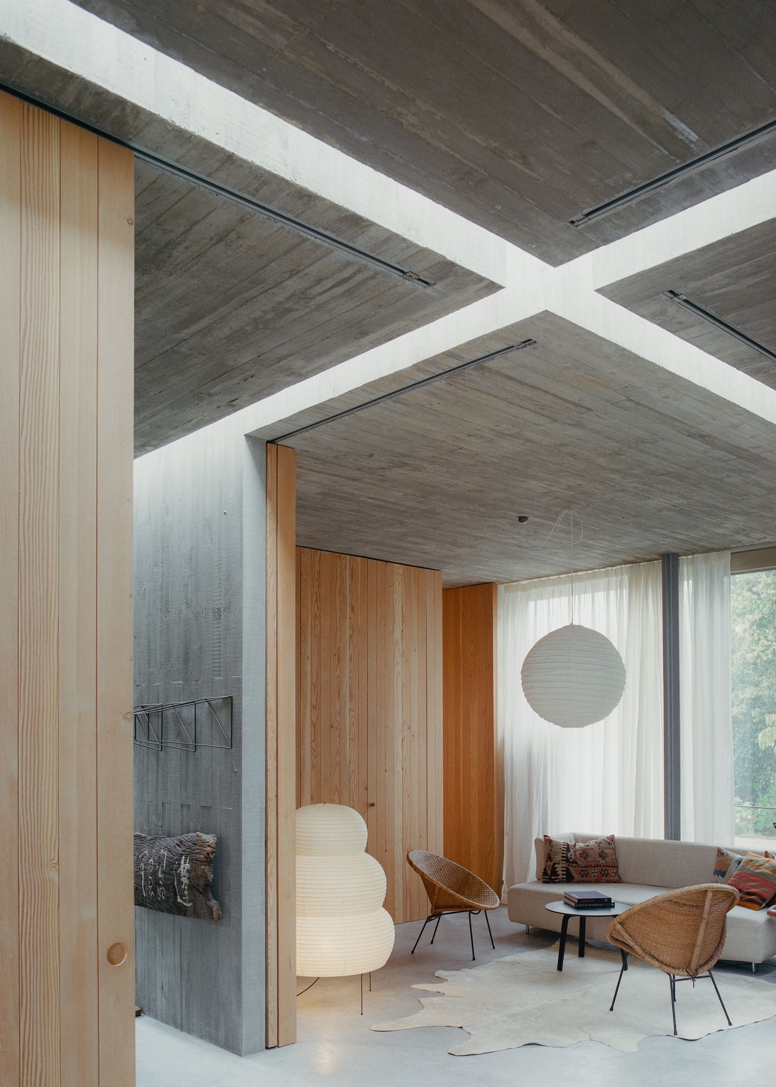 Yellowtrace Aires Mateus Maco Neometro Mori House Photo Brook James 34 Opt80