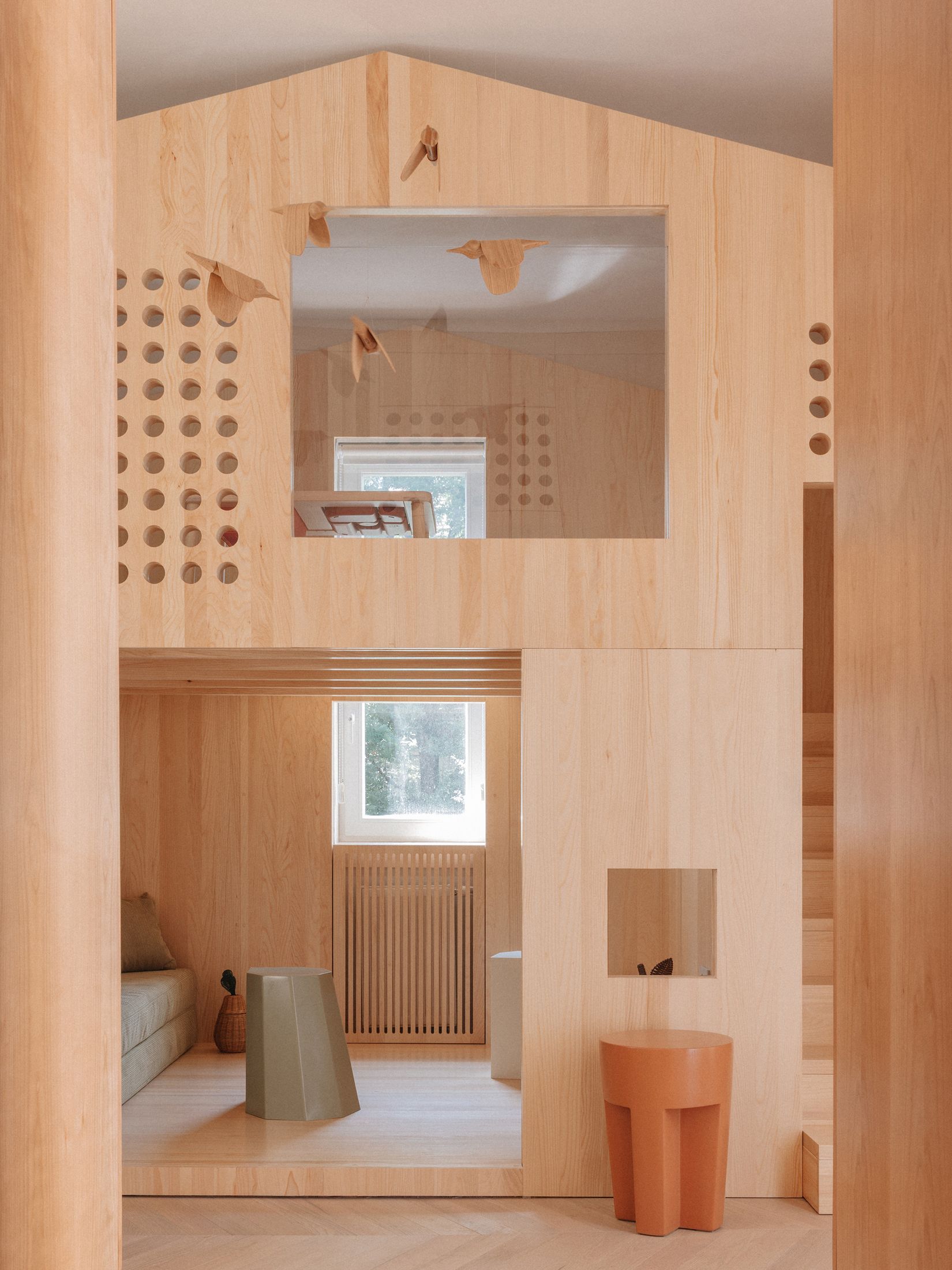 Yellowtrace Projekt V Arhitektura Treehouse Apartment Sarajevo Interior Architecture Photo Shantanu Starick 14 Opt80