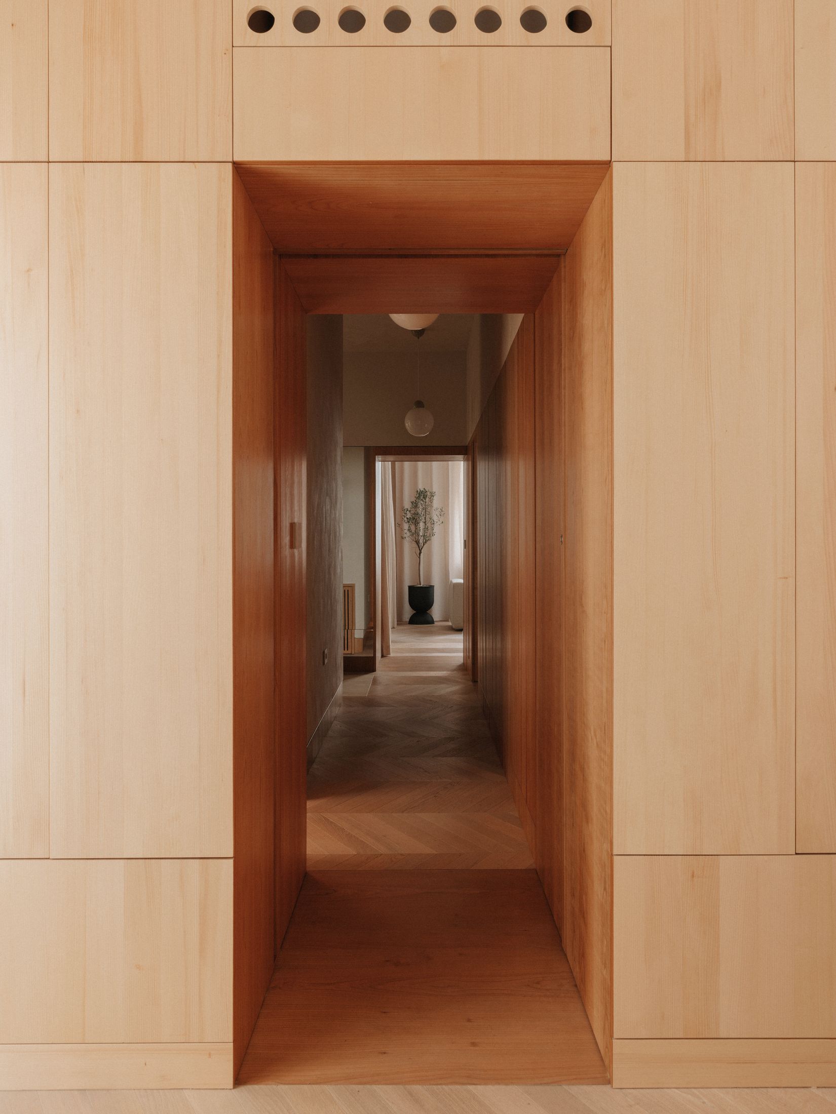 Yellowtrace Projekt V Arhitektura Treehouse Apartment Sarajevo Interior Architecture Photo Shantanu Starick 22 Opt80