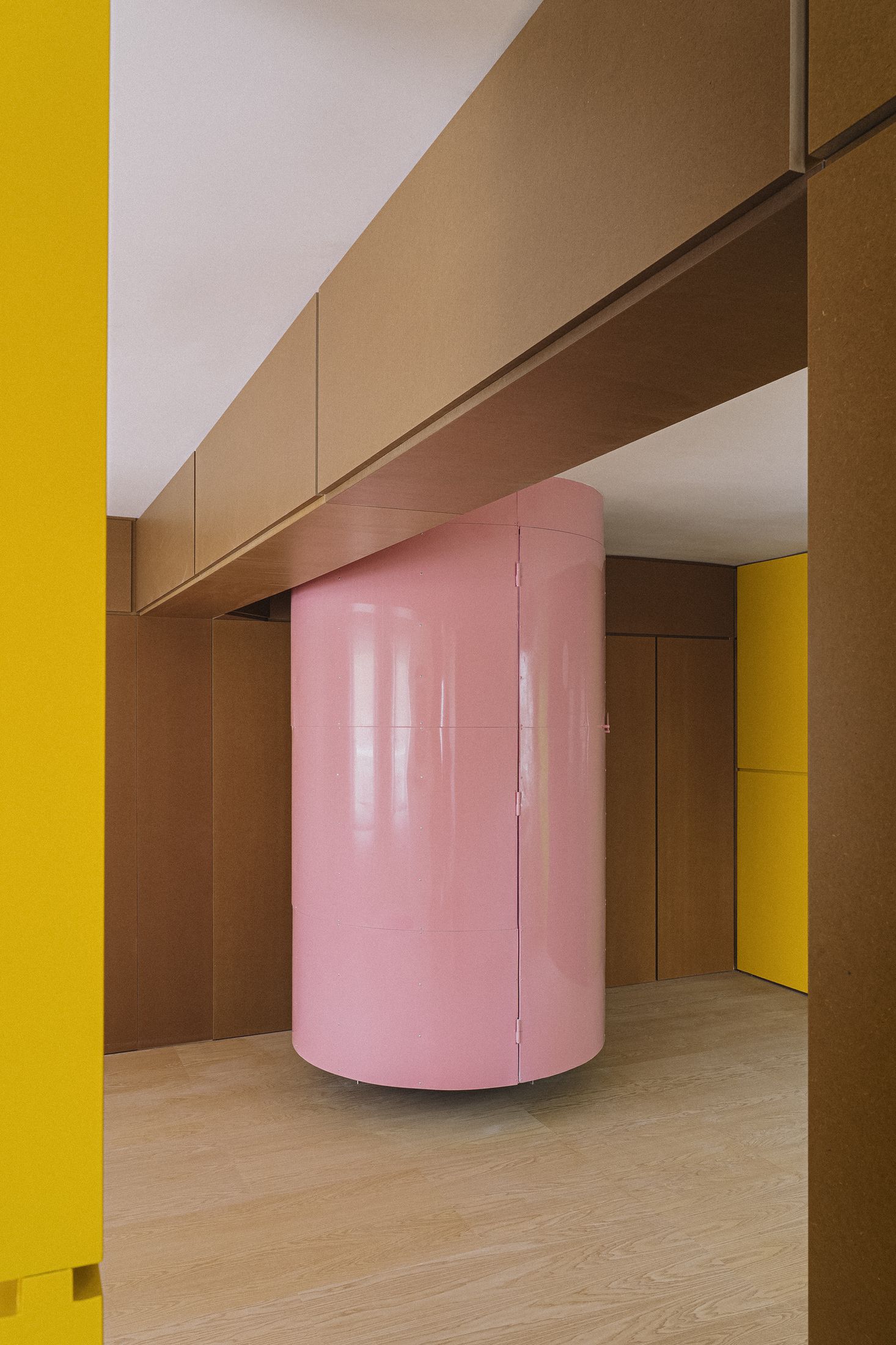 Yellowtrace Burr Az06 Madrid Family Apartment Renovation Photo Maru Serrano 29 Opt80