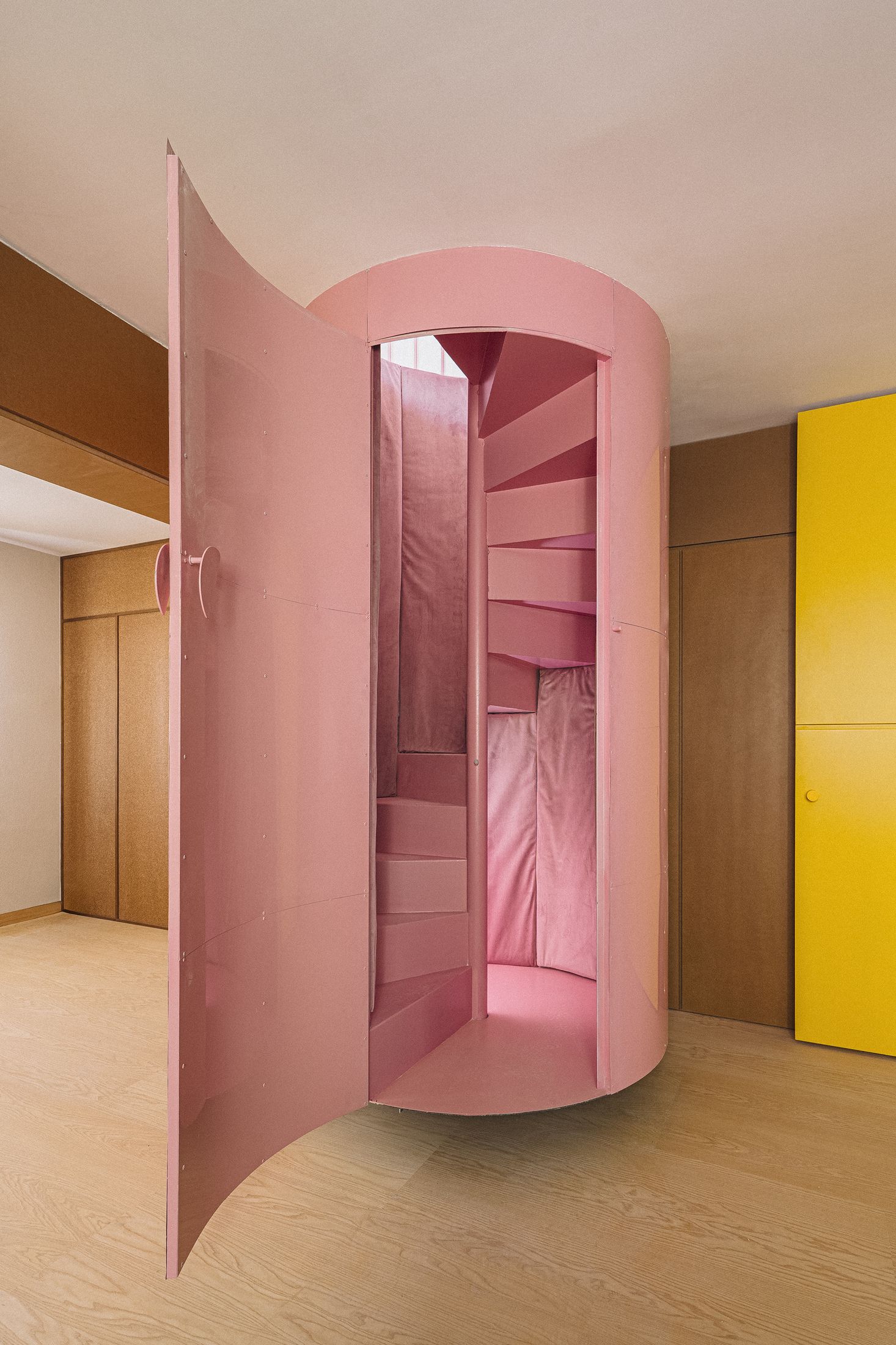 Yellowtrace Burr Az06 Madrid Family Apartment Renovation Photo Maru Serrano 36 Opt80