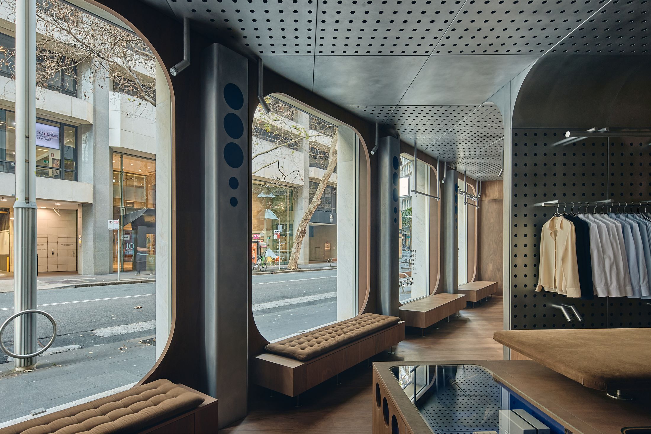 Yellowtrace March Studio Oscar Bravo Sydeny Photo Peter Bennetts 10 Opt80