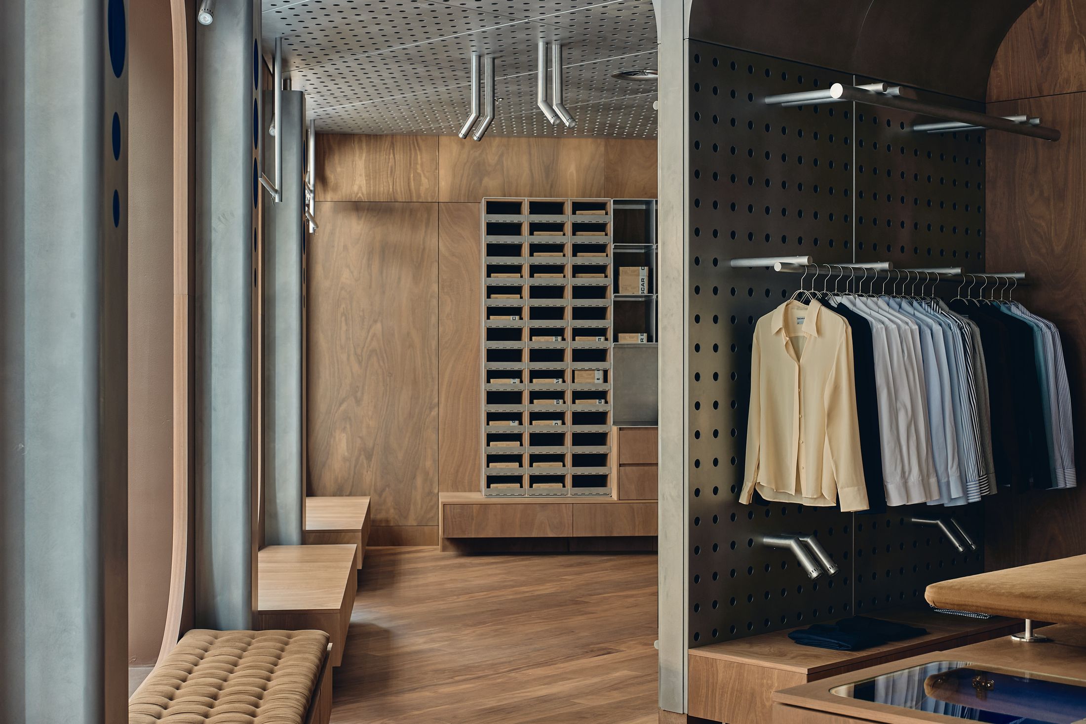 Yellowtrace March Studio Oscar Bravo Sydeny Photo Peter Bennetts 15 Opt80
