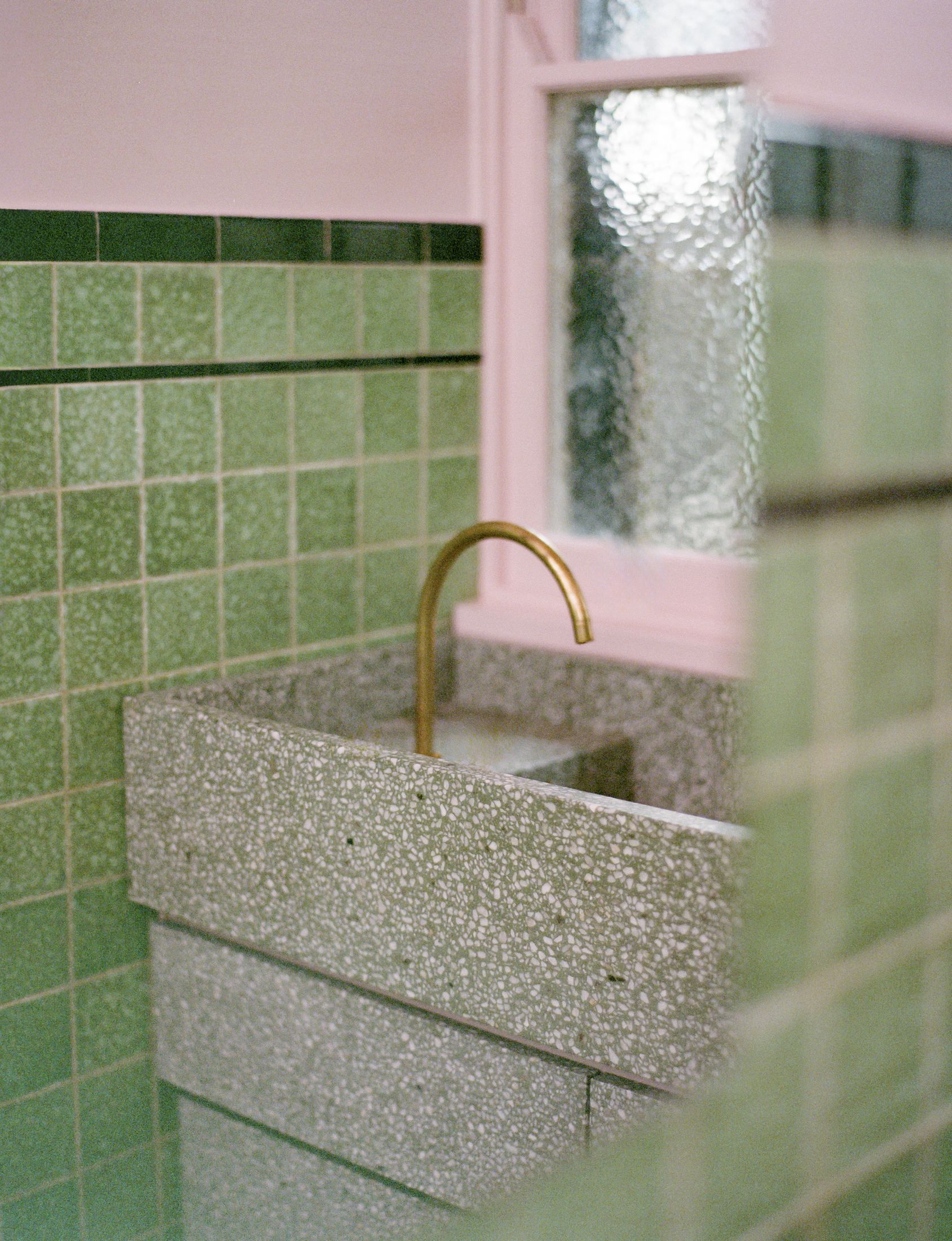 Yellowtrace Billy Maynard Architects Potts Point Apartment Photo Mary Gaudin 16 Opt80