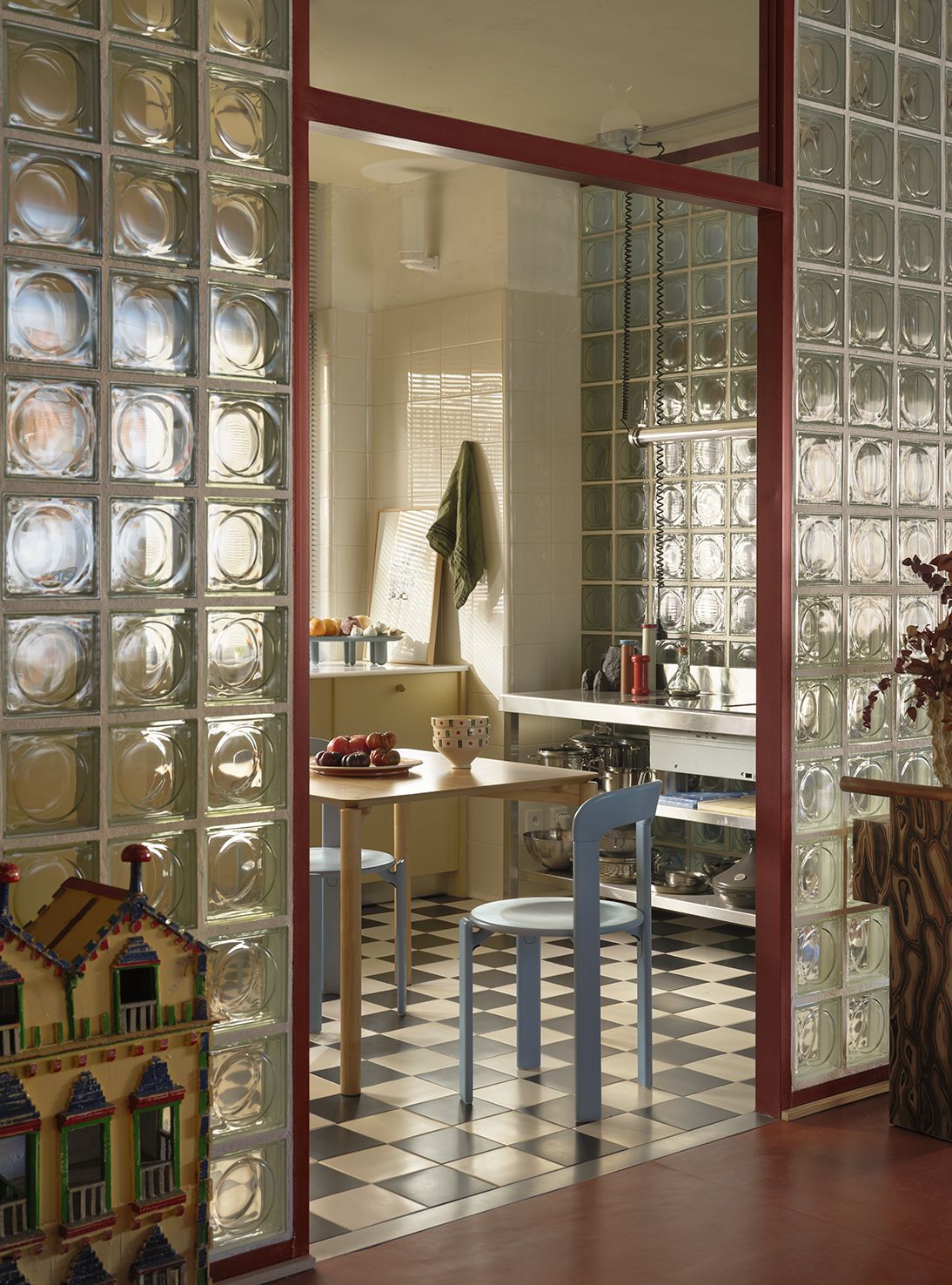 Yellowtrace Plutarco Villa 2030 Madrid Interior Designers Home Photo German Saiz 24 Opt80