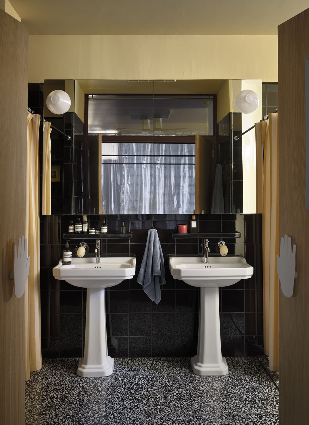 Yellowtrace Plutarco Villa 2030 Madrid Interior Designers Home Photo German Saiz 54 Opt80
