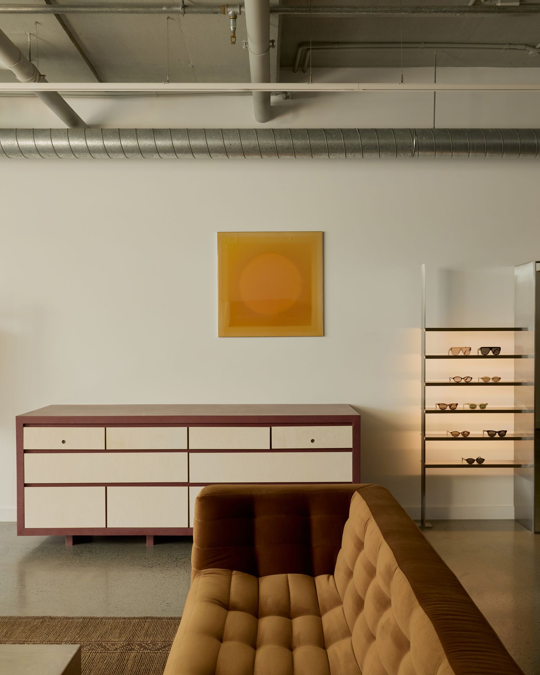 Yellowtrace Akin Atelier Bassike Byron Bay Retail Interior Design Photo Jessie Prince 03 Opt80