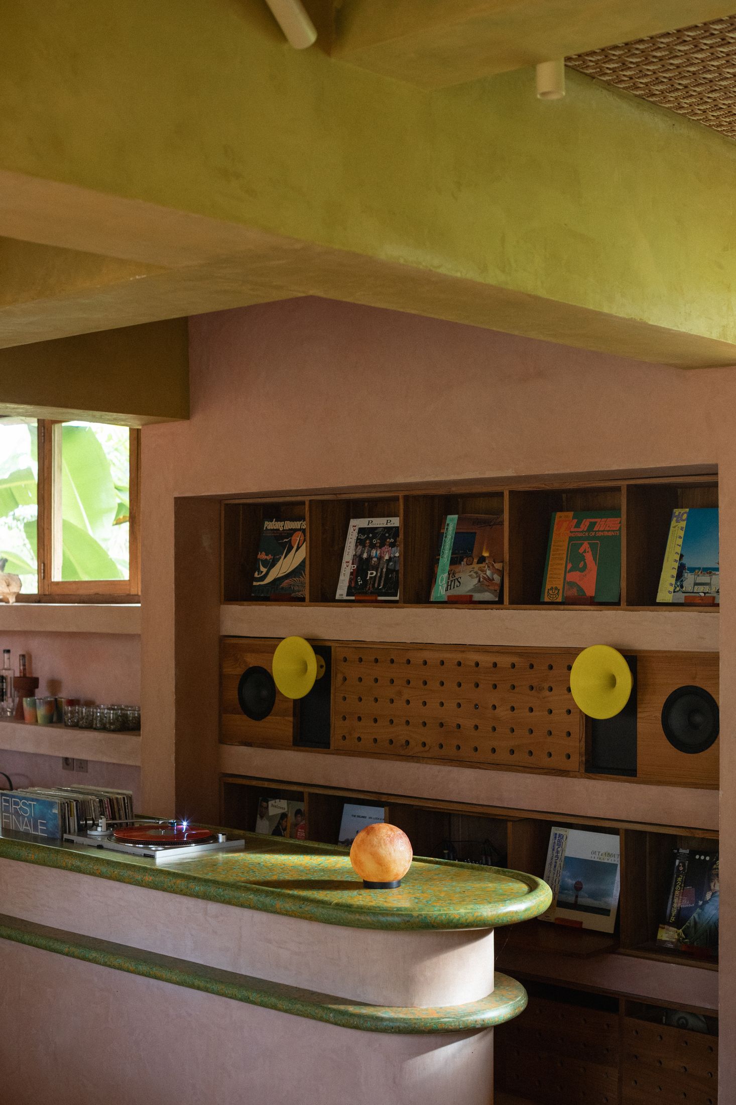 Yellowtrace Ysg Moon Gang Ubud Nongkrong Lounge Photo Tomasso Riva 09 Opt80