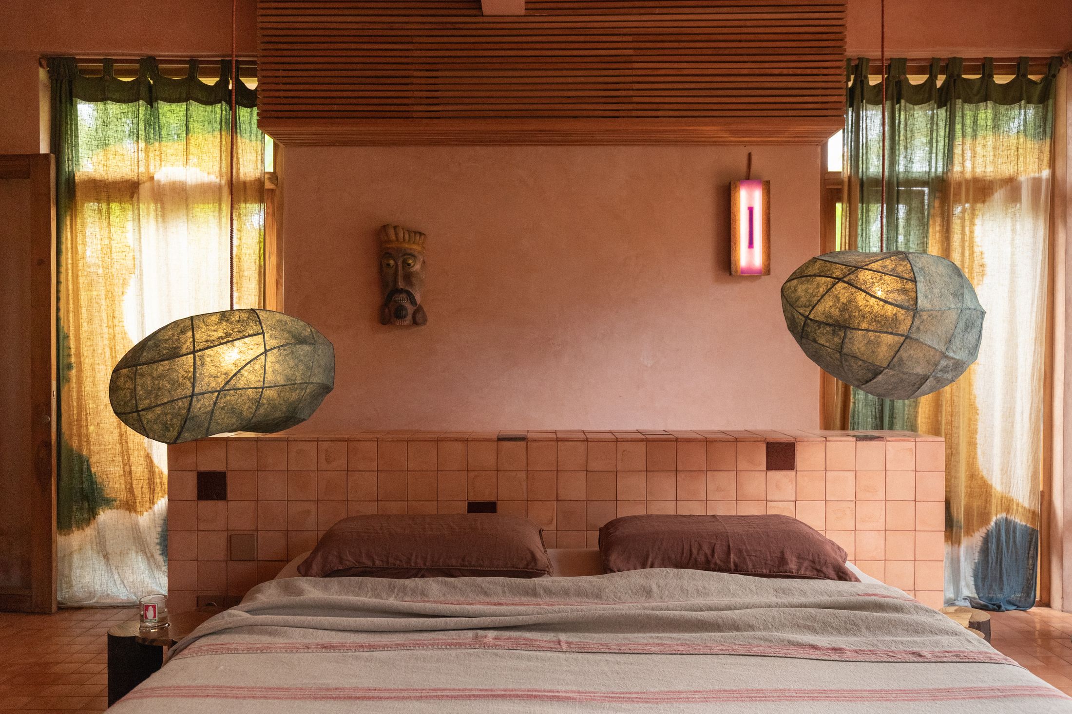 Yellowtrace Ysg Moon Gang Ubud Suite Midnight Runners Photo Tomasso Riva 09 Opt80