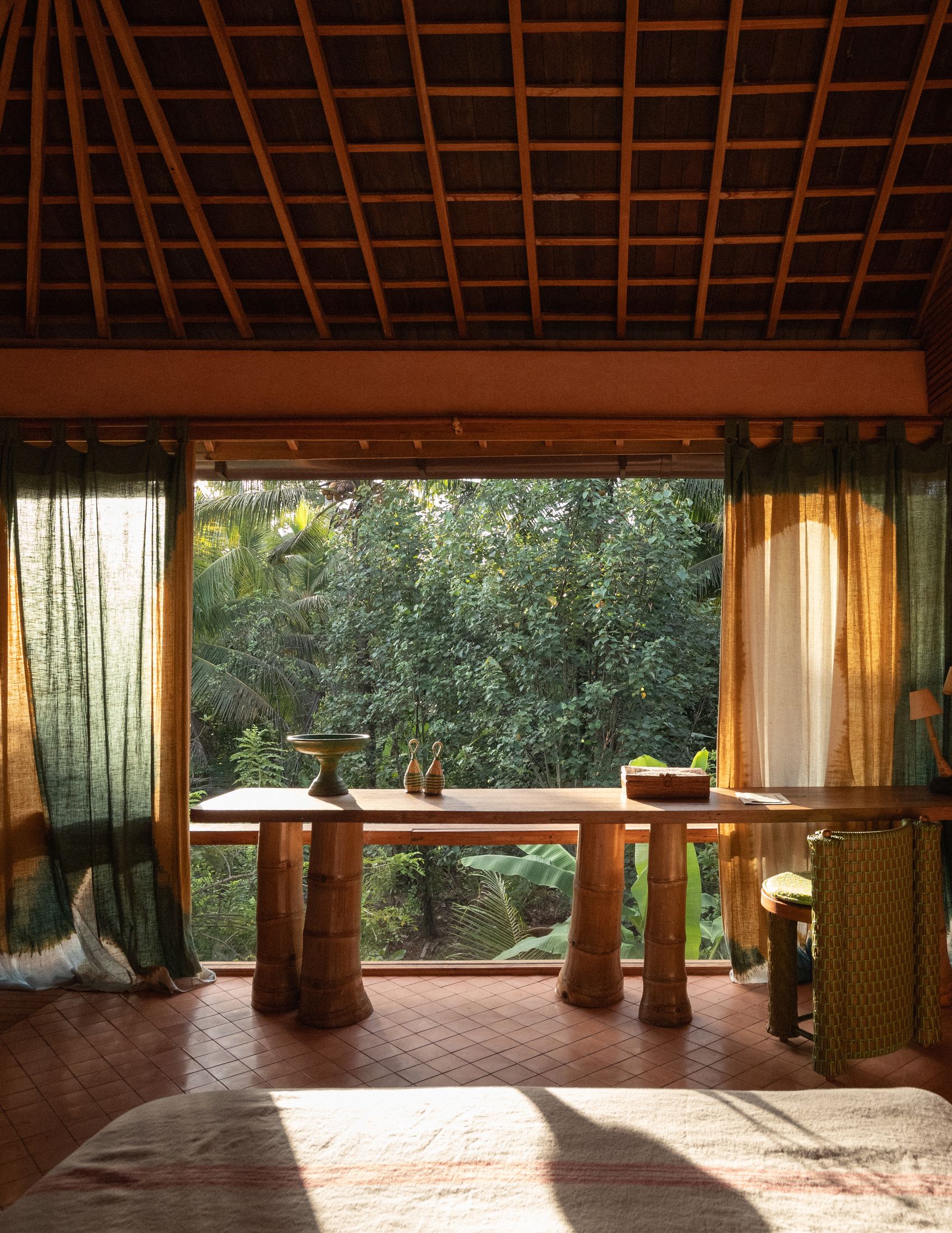 Yellowtrace Ysg Moon Gang Ubud Suite Night Fever Photo Tomasso Riva 12 Opt80