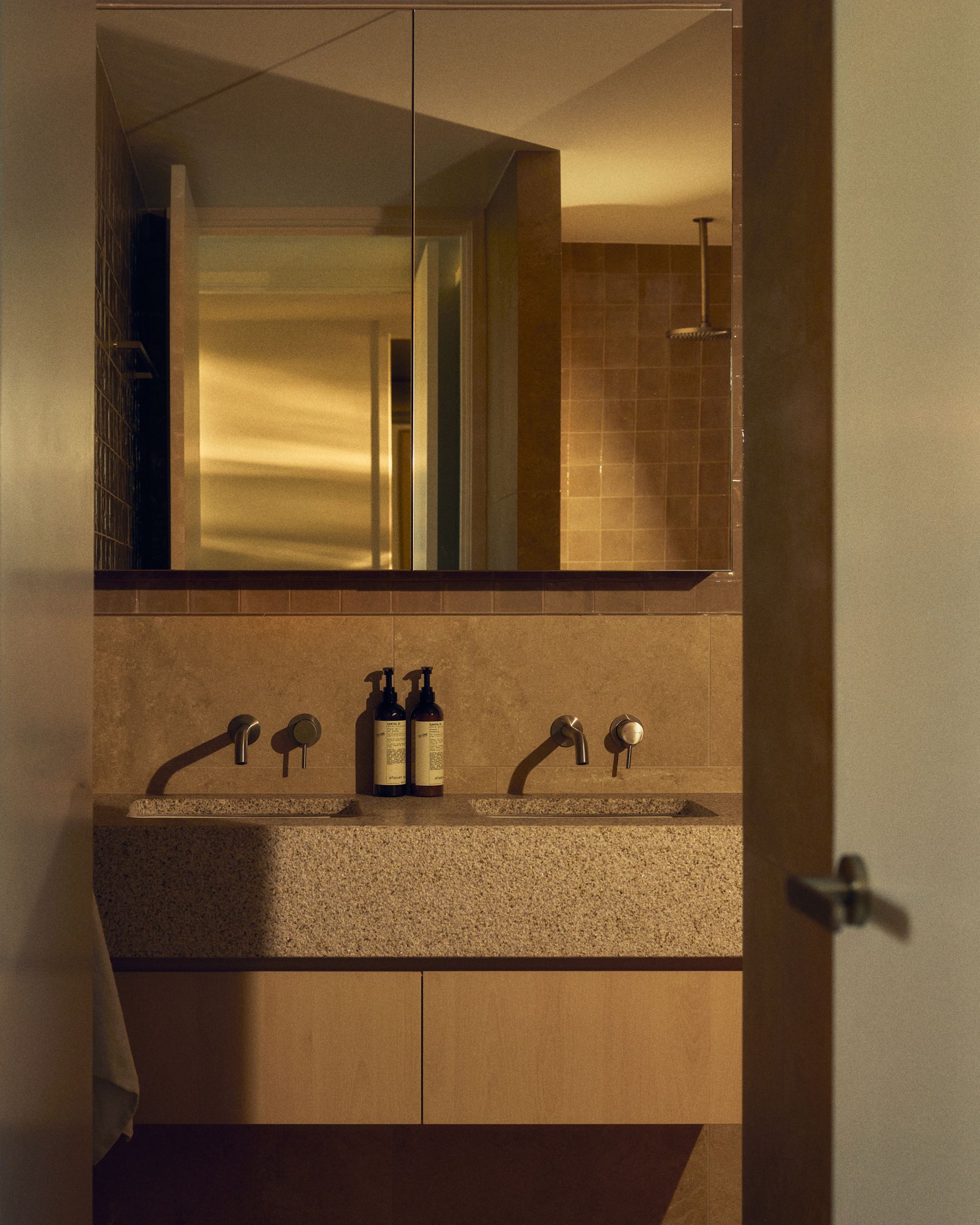 Yellowtrace Richards And Spence Studio Manifold The Bonobo By Raes Byron Bay Photo Sean Fennessy 10 Opt80