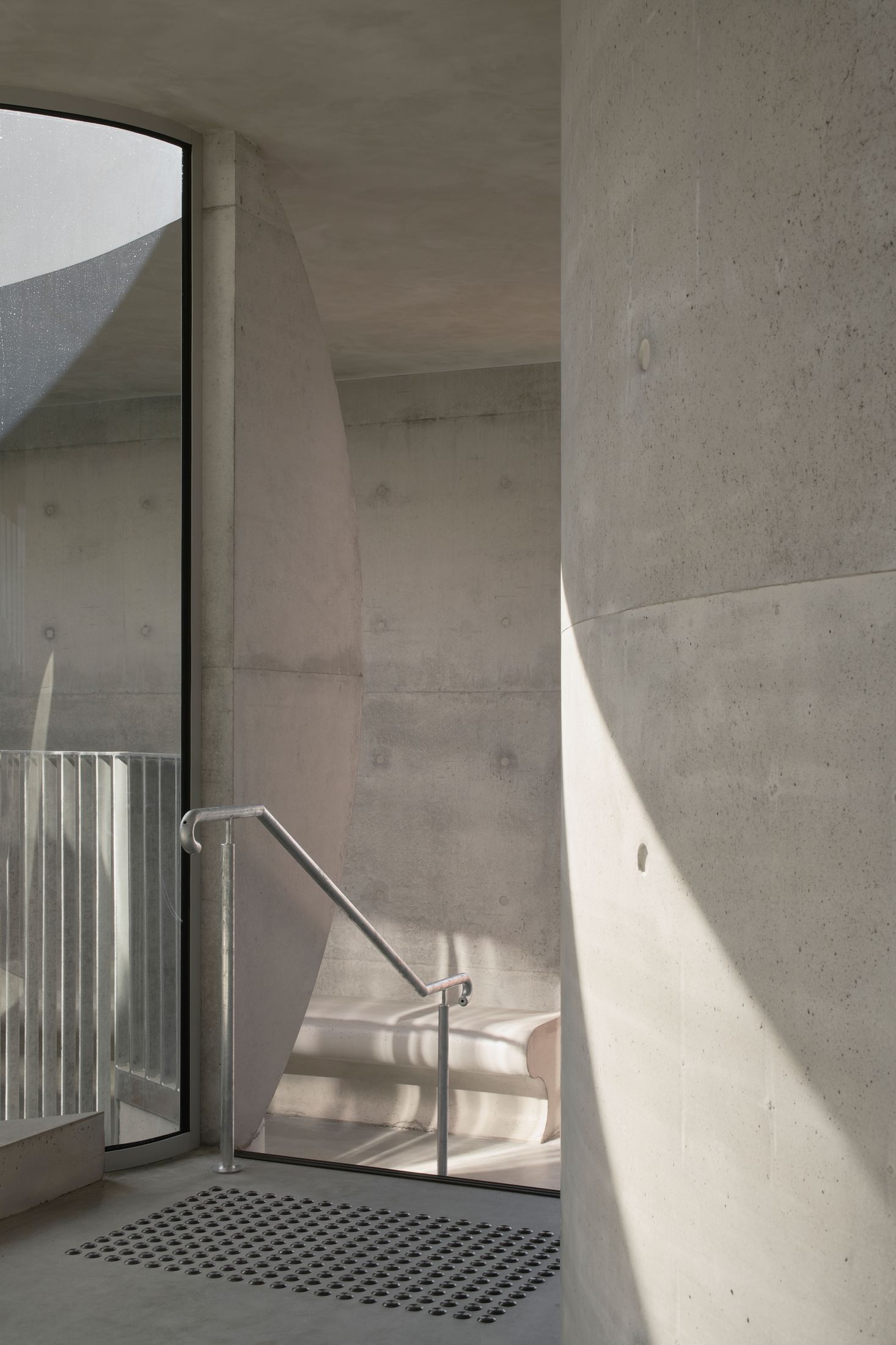 Yellowtrace Farrell Wray Architects Gallery For A Tree Marcellin Flyover Photo Peter Clarke 29 Opt80