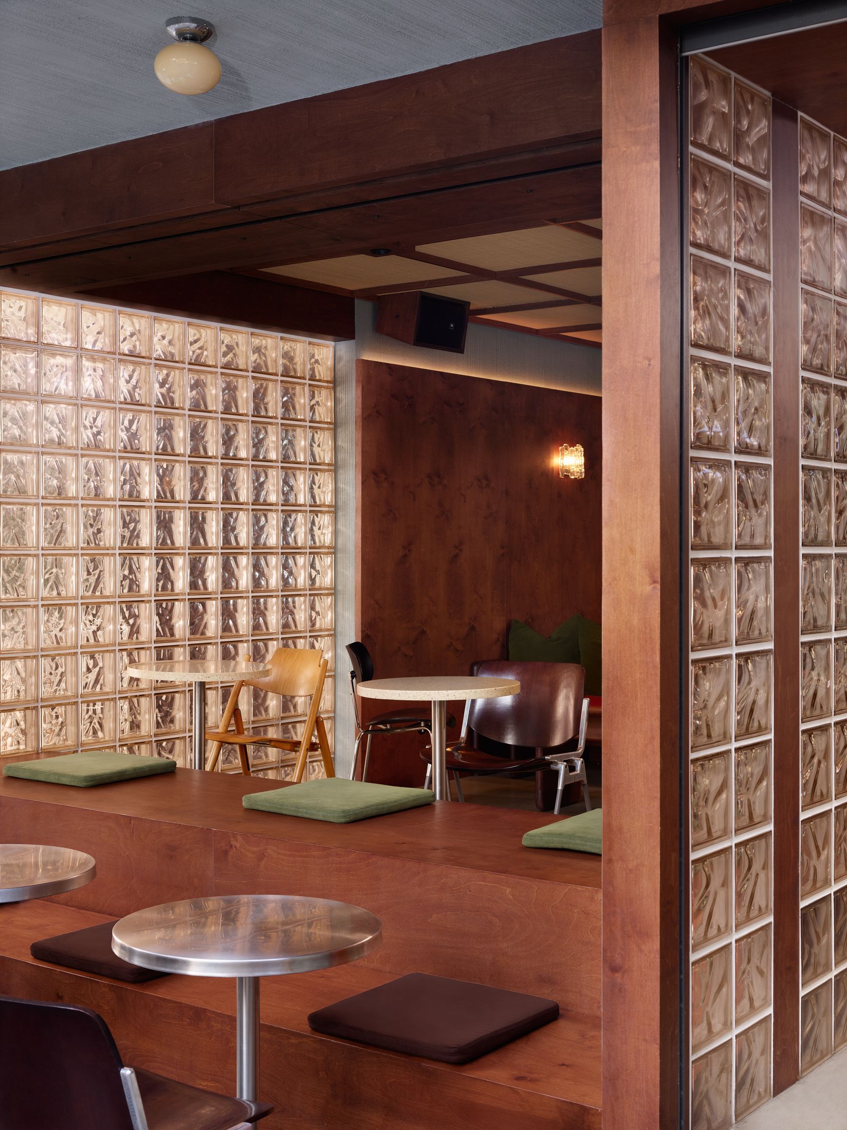 Yellowtrace Soto Lab Dama Istanbul Cafe Lisening Bar Photo Fevzi Ondu 03 Opt80