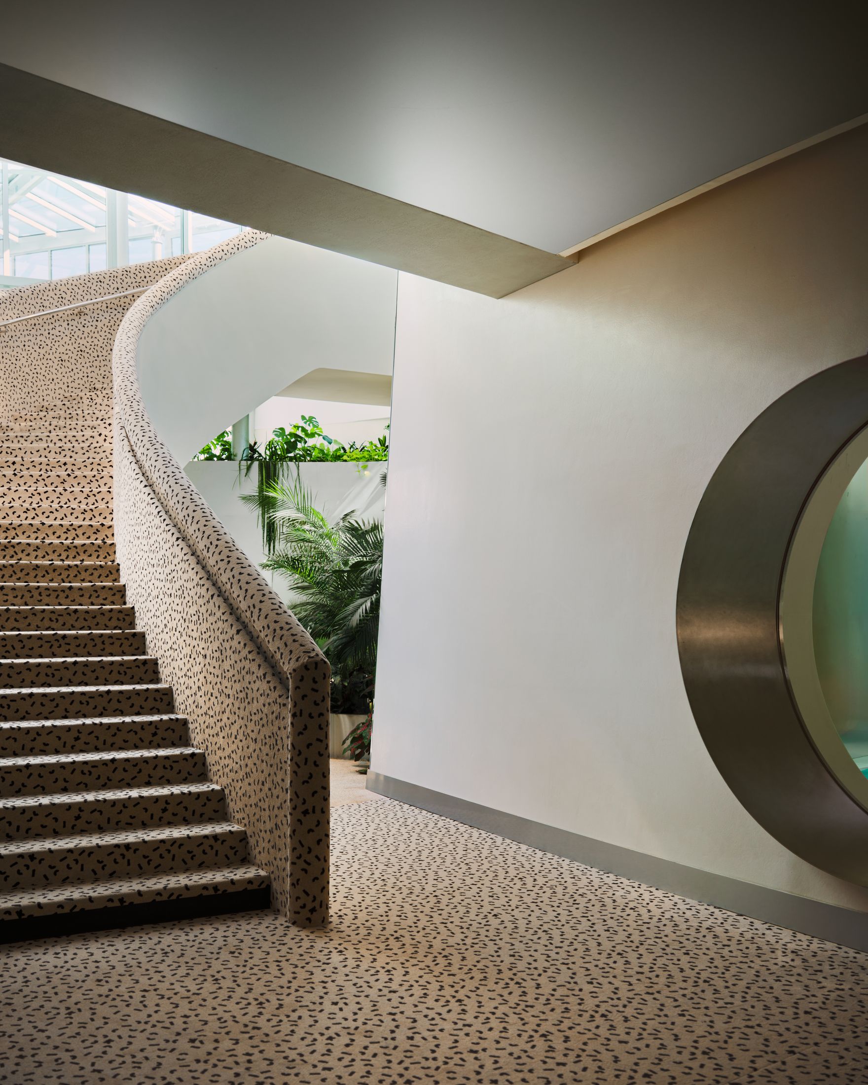Yellowtrace Rodolphe Parente Marion Mailaender Ken Club Paris Wellness Club Photos Ludovic Balay 03 Opt80