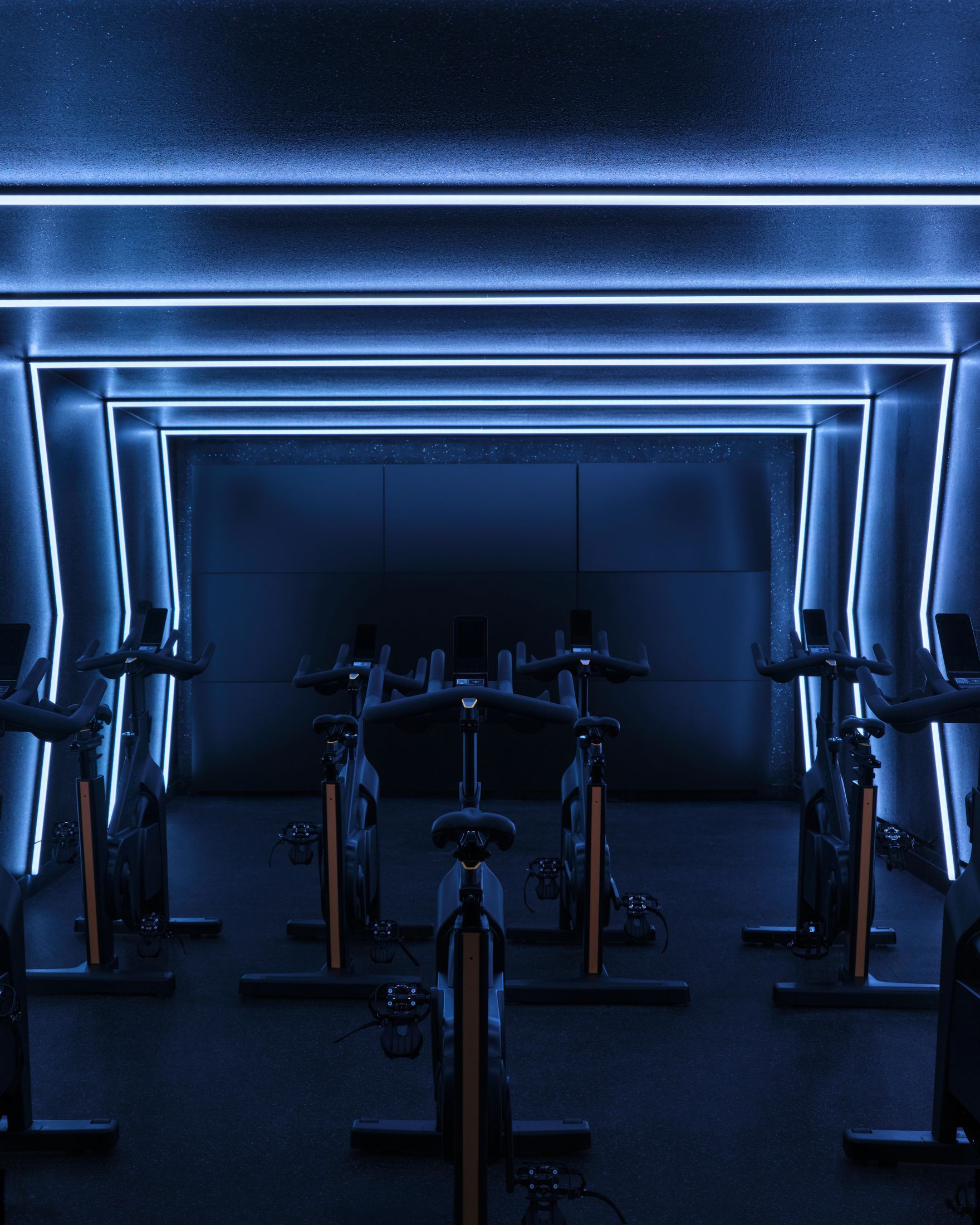 Yellowtrace Rodolphe Parente Marion Mailaender Ken Club Paris Wellness Club Photos Ludovic Balay 18 Opt80