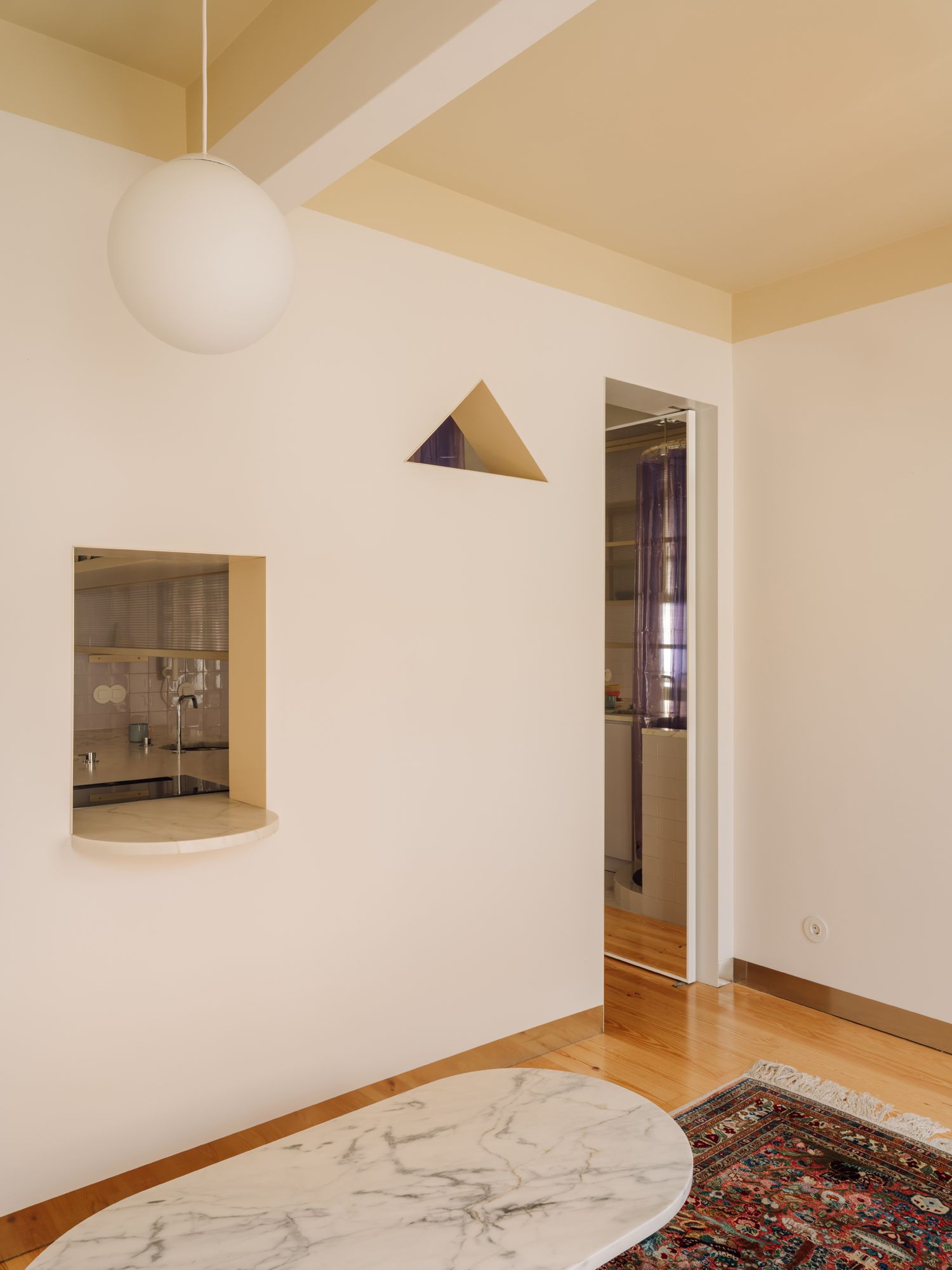 Yellowtrace Bureau Lilac Apartment Lisbon Photo Francisco Nogueira 02 Opt80