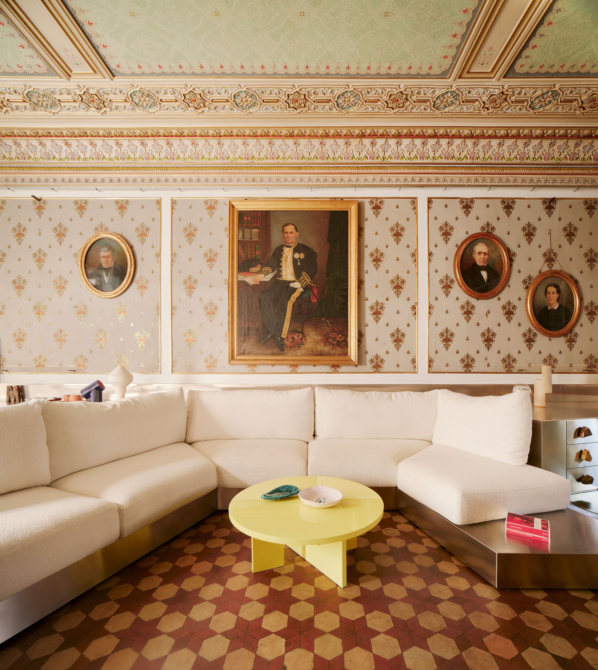 Yellowtrace Raul Sanchez Architects Casa Del Pirata Barcelona Photo Jose Hevia 17 Opt80