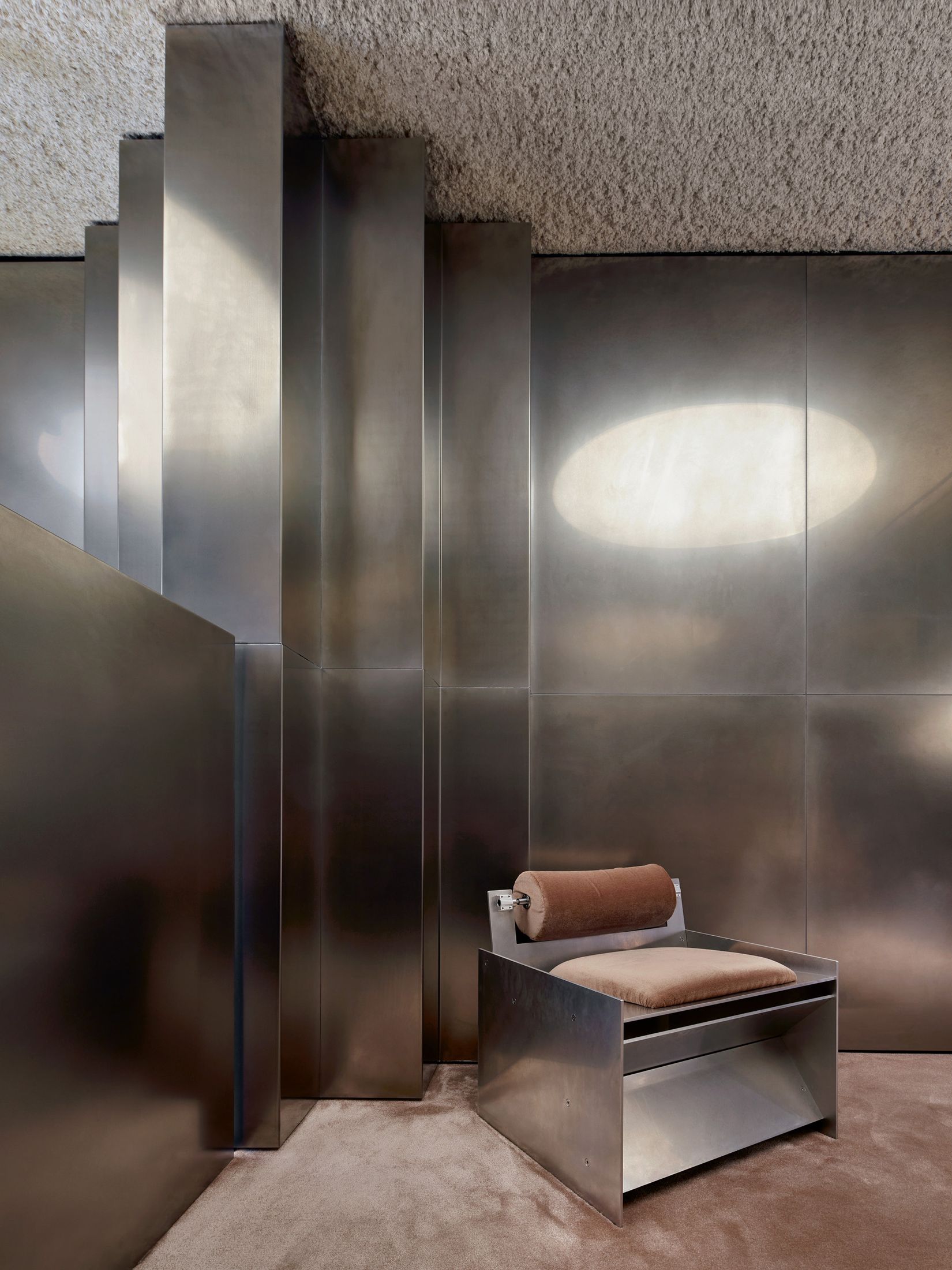 Yellowtrace Casper Mueller Kneer Caron Rue Saint Honore Photo Paul Riddle 08 Opt80