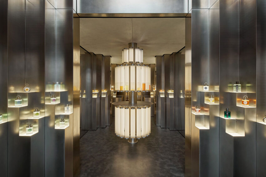 Yellowtrace Casper Mueller Kneer Caron Rue Saint Honore
