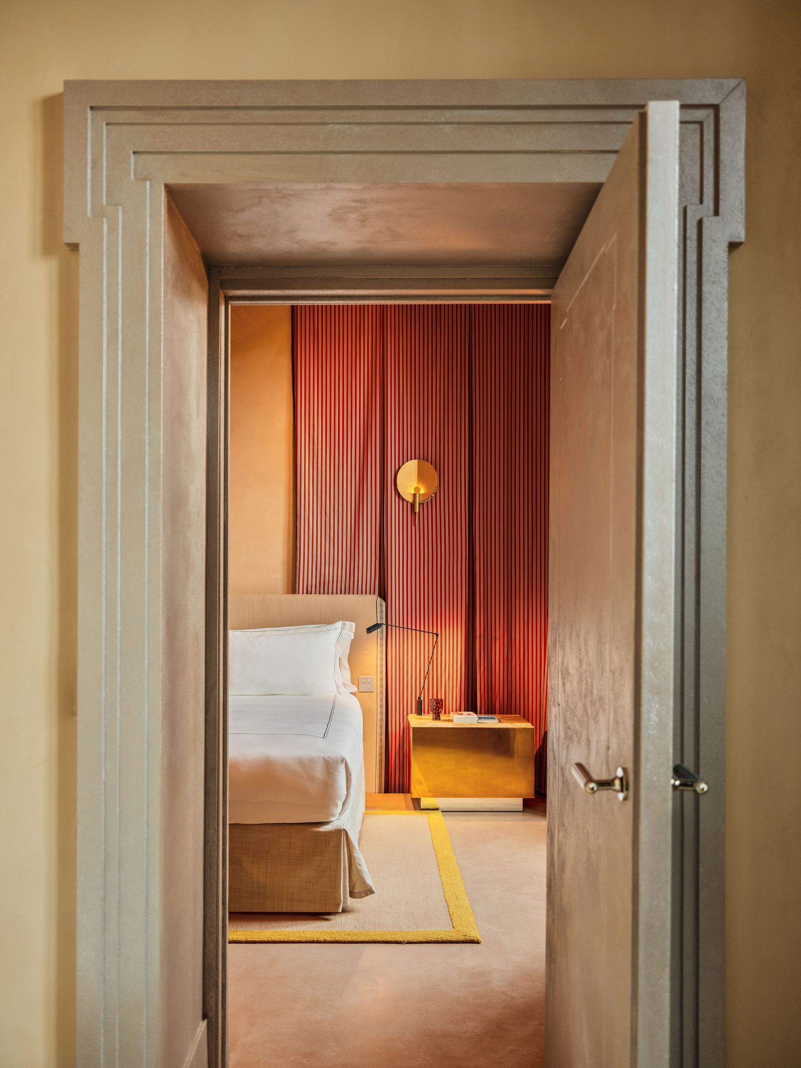 Yellowtrace Rodolphe Parente Experimental Roma Luxury Hotel Photo Giulio Ghirardi 04 Opt80