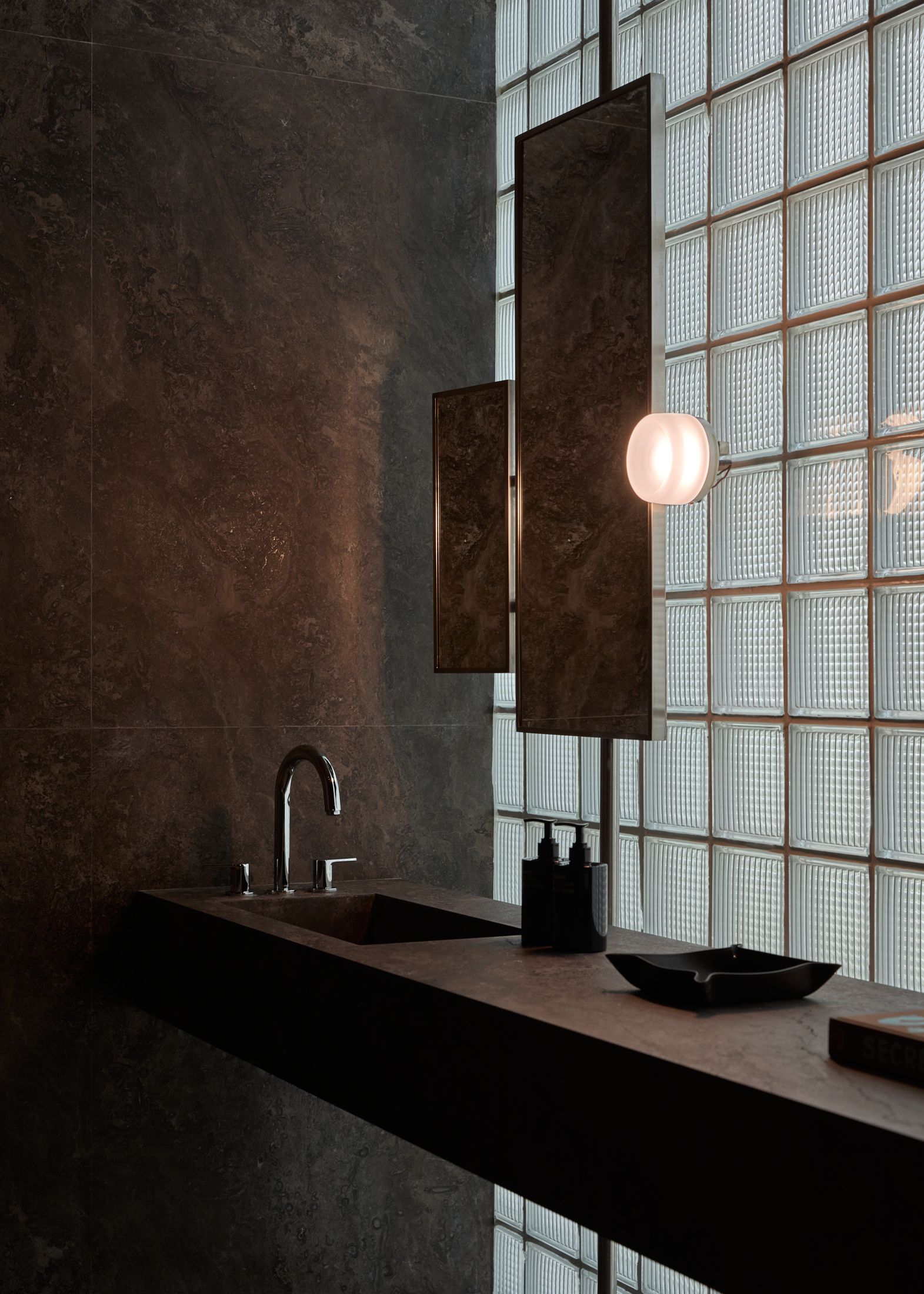 Yellowtrace Studio Plenty Kore Theory Dubai Photo Oculis Project 21 Opt80